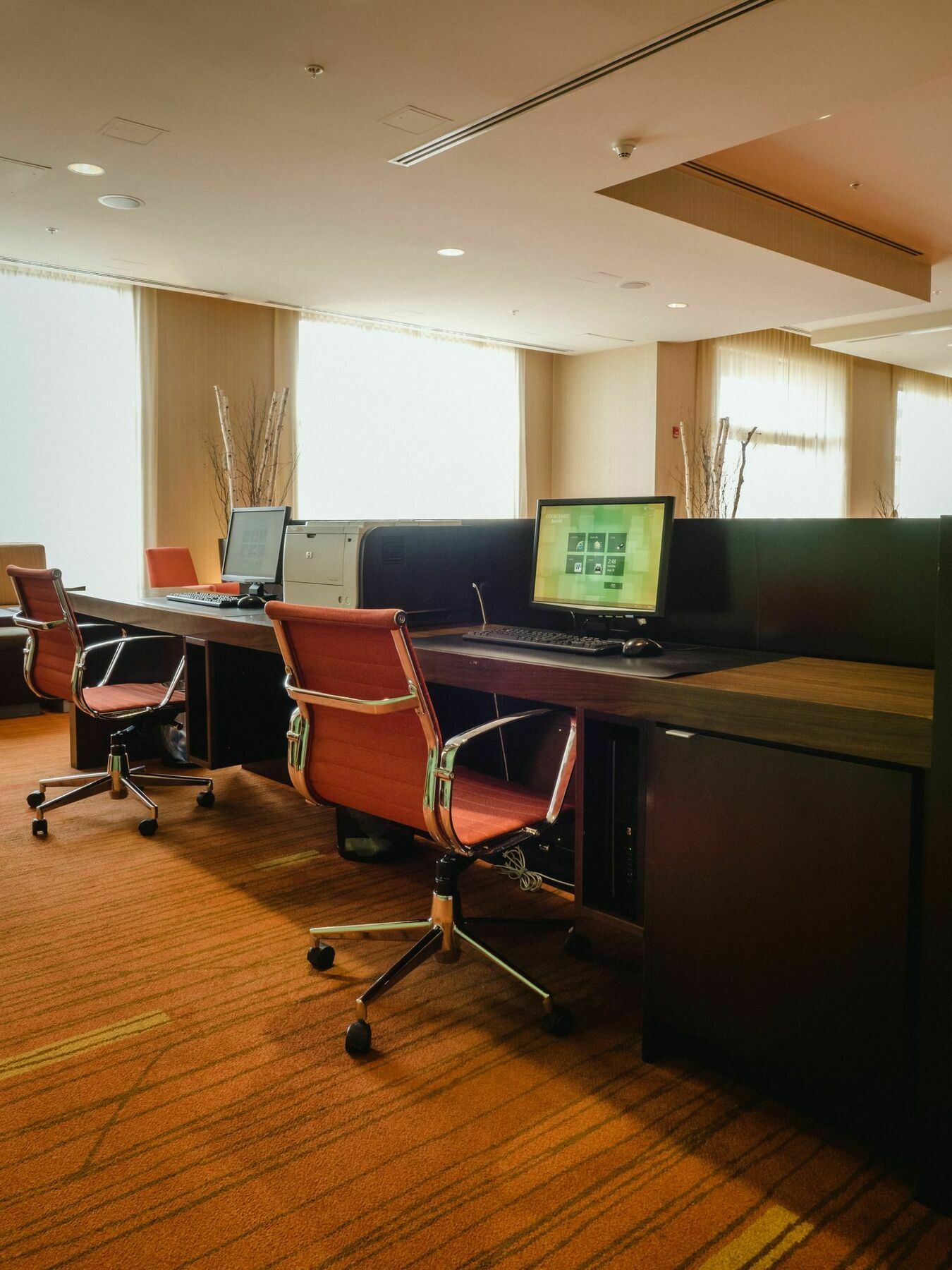 מלון Courtyard By Marriott Kingston Highway 401 מראה חיצוני תמונה